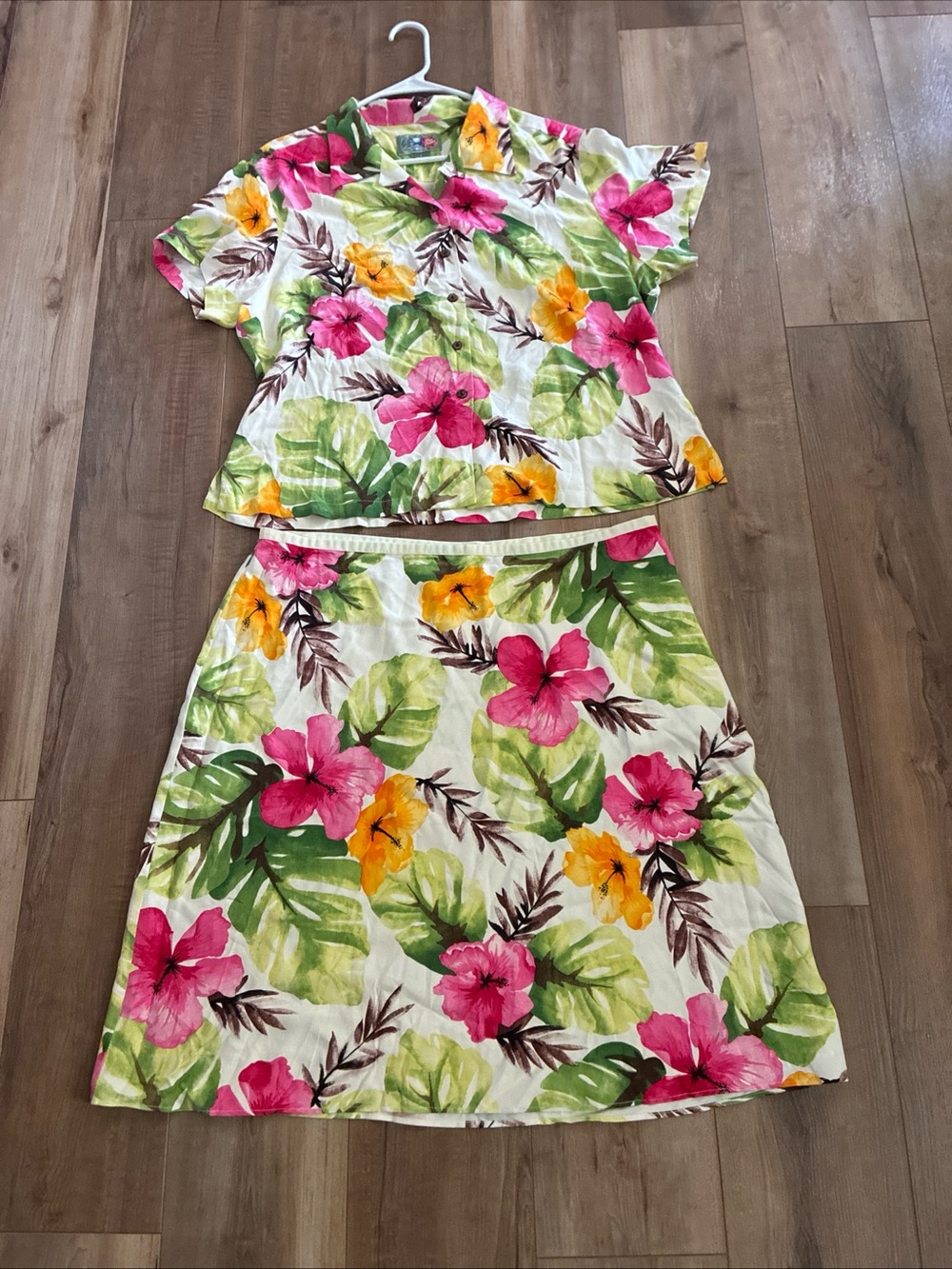 Vintage The Hawaiian Original Shirt And Shirt Set Shirt Sz L Skirt Sz XL Silk